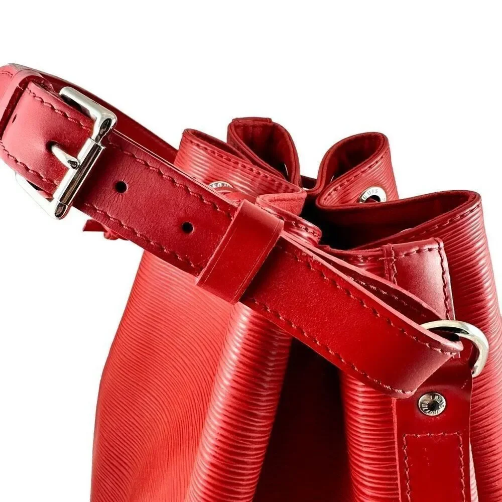 Vintage Louis Vuitton Crossbody or Shoulder Bucket Bag Petit Noe Red Epi Leather - Picture 3 of 8
